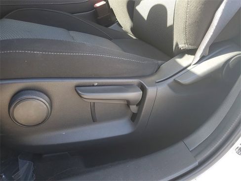 Certified 2023 MAZDA CX-30 AWD 2.5 S image 18