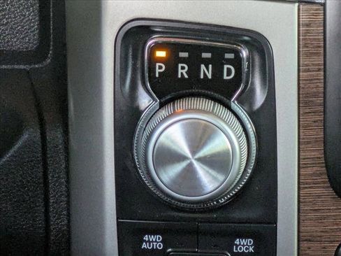 Used 2018 RAM 1500 Laramie w/ Convenience Group image 12