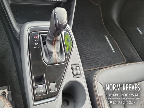 Certified 2025 Subaru Crosstrek 2.5i Limited w/ Crosstrek Mirror Package image 14