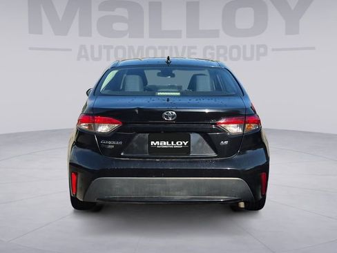 Used 2020 Toyota Corolla LE FWD image 4
