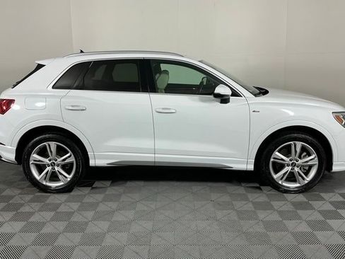 Used 2022 Audi Q3 2.0T Premium Plus AWD/4WD image 9
