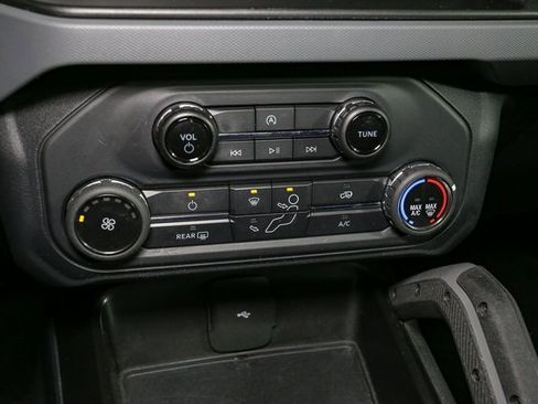 Used 2022 Ford Bronco Big Bend image 23