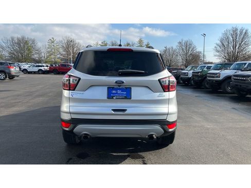 Certified 2017 Ford Escape SE w/ Equipment Group 201A image 7