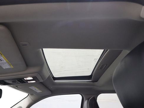 Used 2018 RAM 2500 Laramie w/ Sport Appearance Group image 11