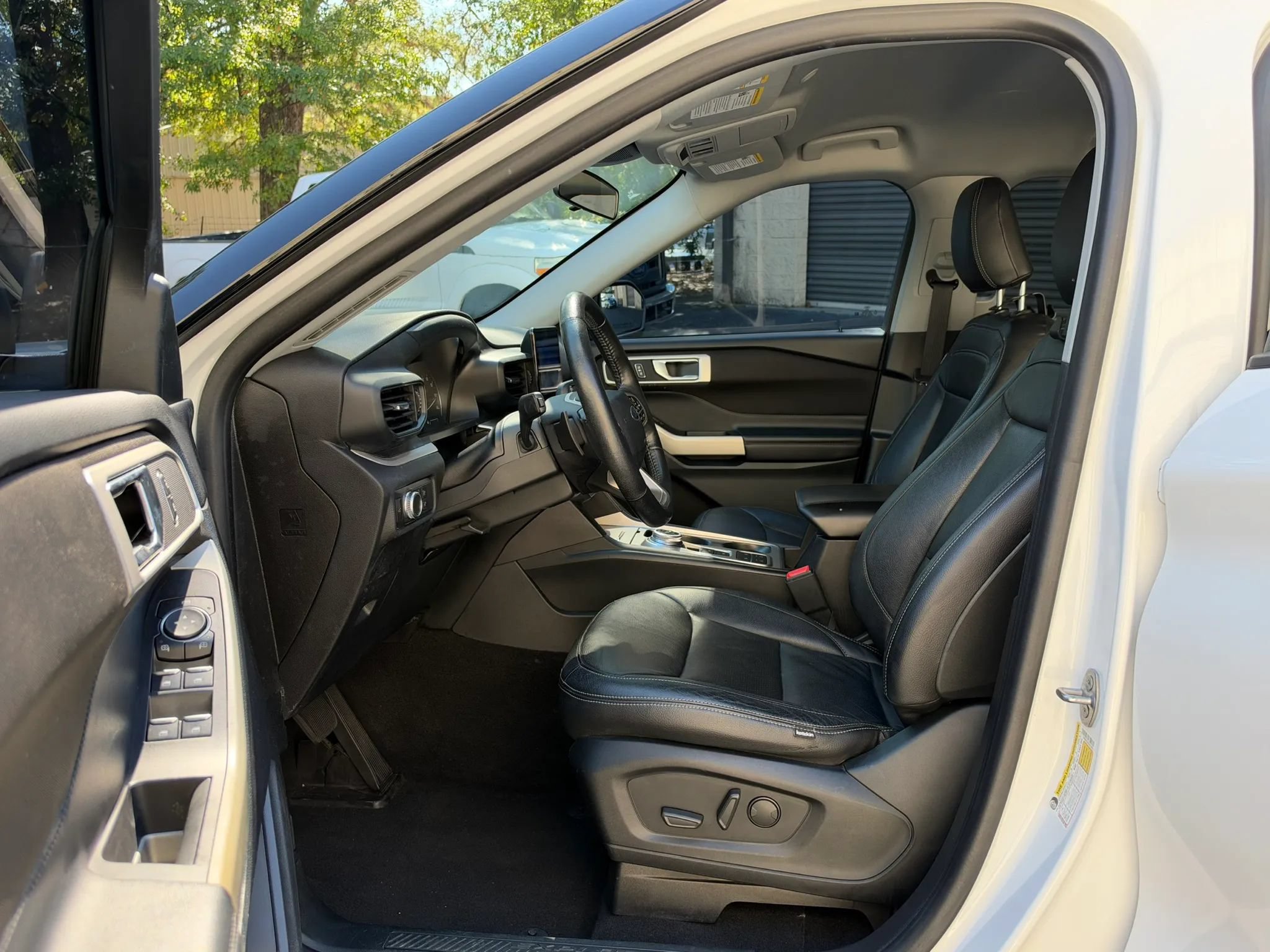 Used 2020 Ford Explorer XLT RWD image 21