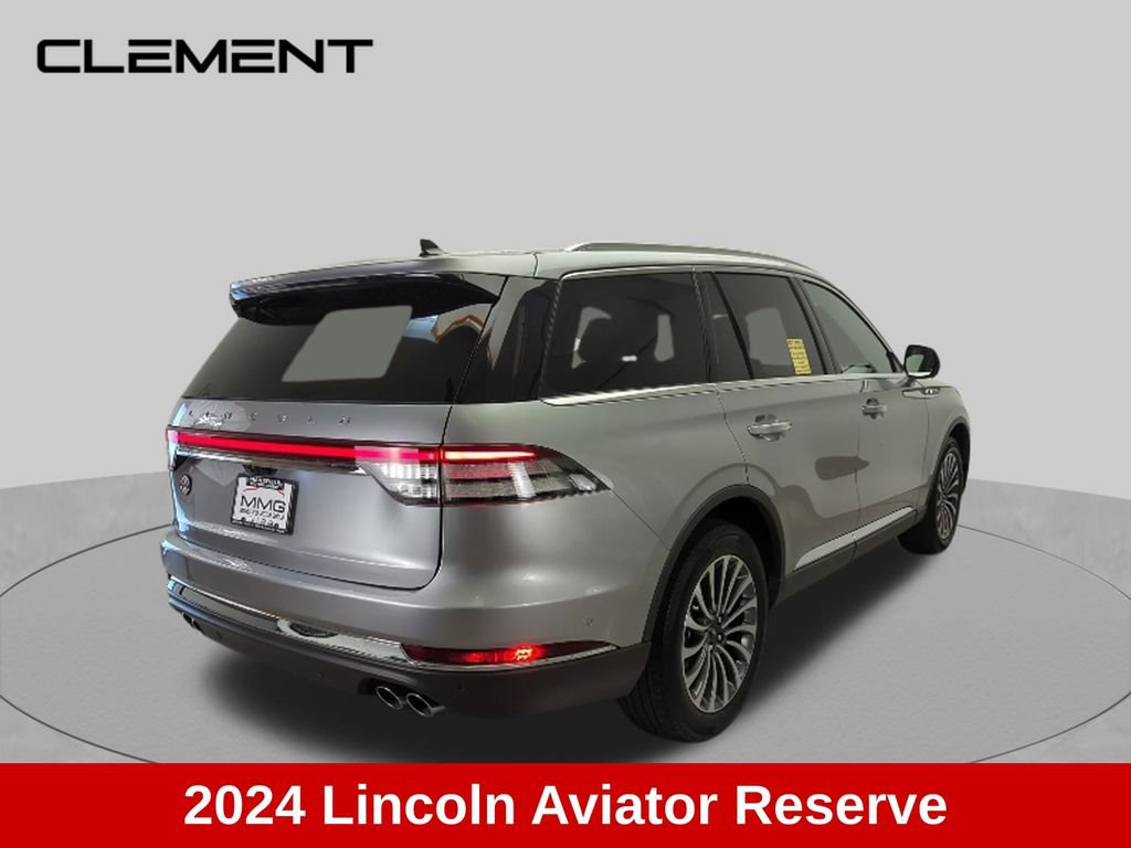 Used 2024 Lincoln Aviator Reserve w/ Equipment Group 201A AWD/4WD image 7