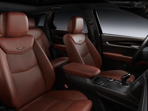 New 2026 Cadillac XT5 Premium Luxury image 9