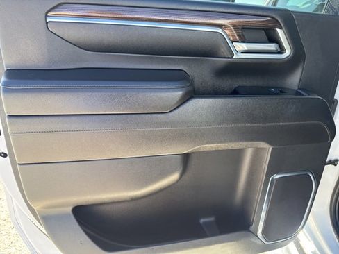 Used 2024 Chevrolet Silverado 2500 LT image 30