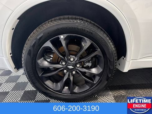 Used 2025 Dodge Durango R/T w/ Blacktop Package AWD/4WD image 8
