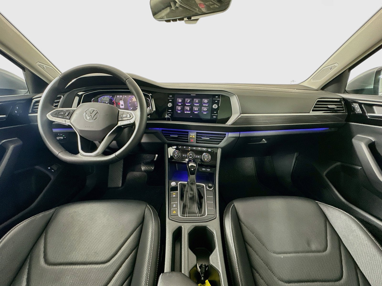 Certified 2024 Volkswagen Jetta SEL FWD image 14