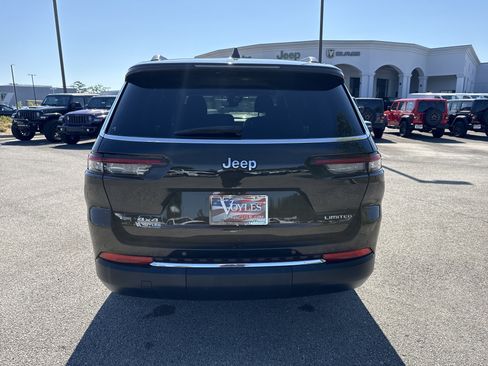 Used 2021 Jeep Grand Cherokee L Limited AWD/4WD image 6