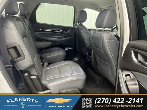 Used 2018 Buick Enclave Premium w/ LPO, Hit The Road Package AWD/4WD image 13