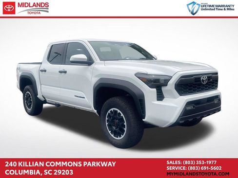 Used 2024 Toyota Tacoma TRD Off-Road AWD/4WD image 1
