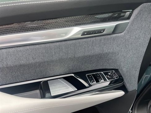 Used 2026 Cadillac Escalade V w/ LPO, Floor Liner Package image 10