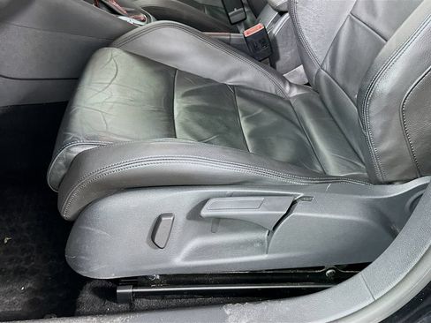 Used 2013 Volkswagen GTI 4-Door FWD image 19