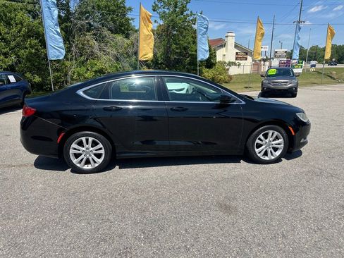Used 2015 Chrysler 200 Limited w/ Convenience Group FWD image 6