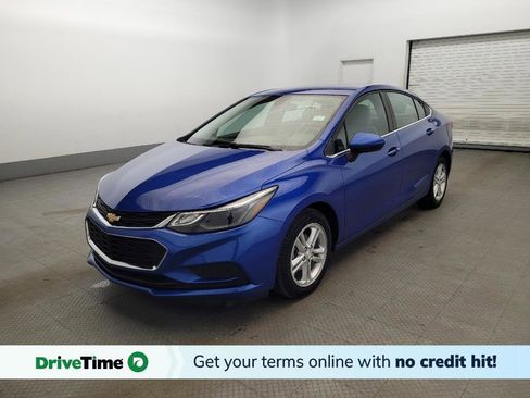 Used 2017 Chevrolet Cruze LT w/ Convenience Package image 1