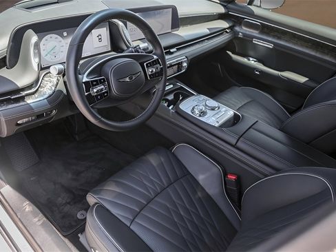 Used 2025 Genesis G90 3.5T image 10