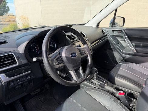 Used 2017 Subaru Forester 2.5i Touring AWD/4WD image 19