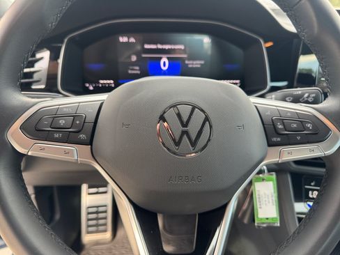 Used 2026 Volkswagen Jetta Sport FWD image 37