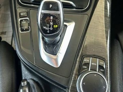 Used 2018 BMW 330i Sedan image 16