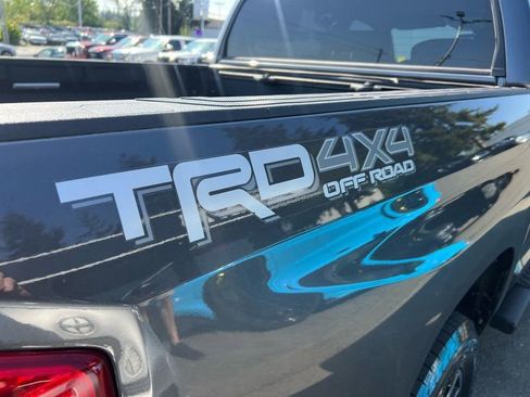 Used 2019 Toyota Tundra SR5 w/ TRD Off Road Package image 10