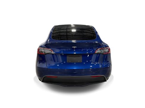 Used 2023 Tesla Model Y AWD image 5