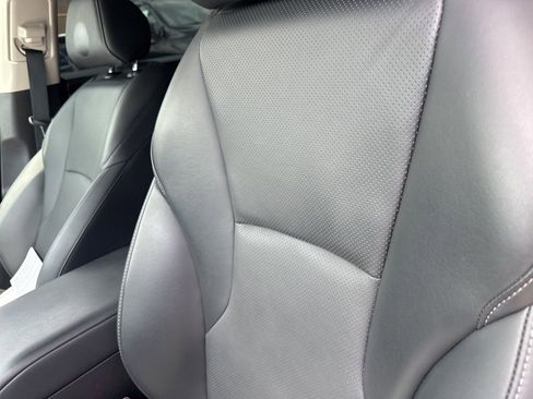 Used 2025 Honda Accord EX-L image 8