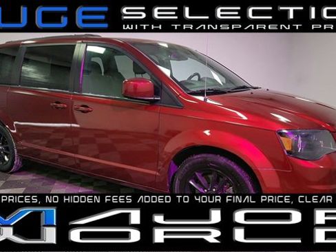 Used 2019 Dodge Grand Caravan GT image 1