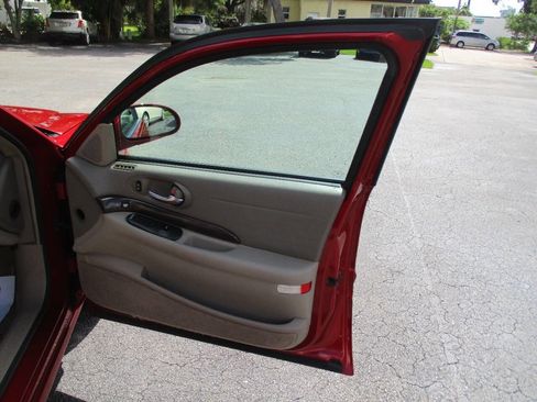 Used 2003 Buick Le Sabre Limited w/ Celebration Edition Package FWD image 25