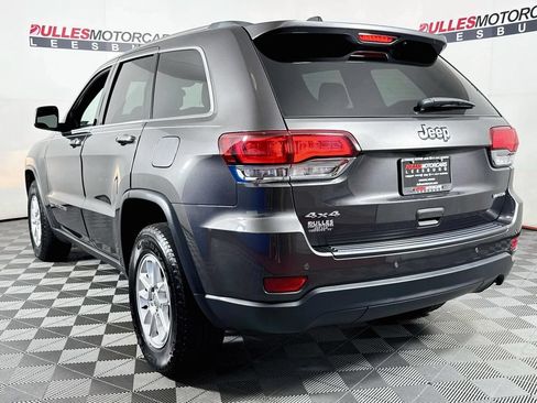 Used 2020 Jeep Grand Cherokee Laredo AWD/4WD image 5