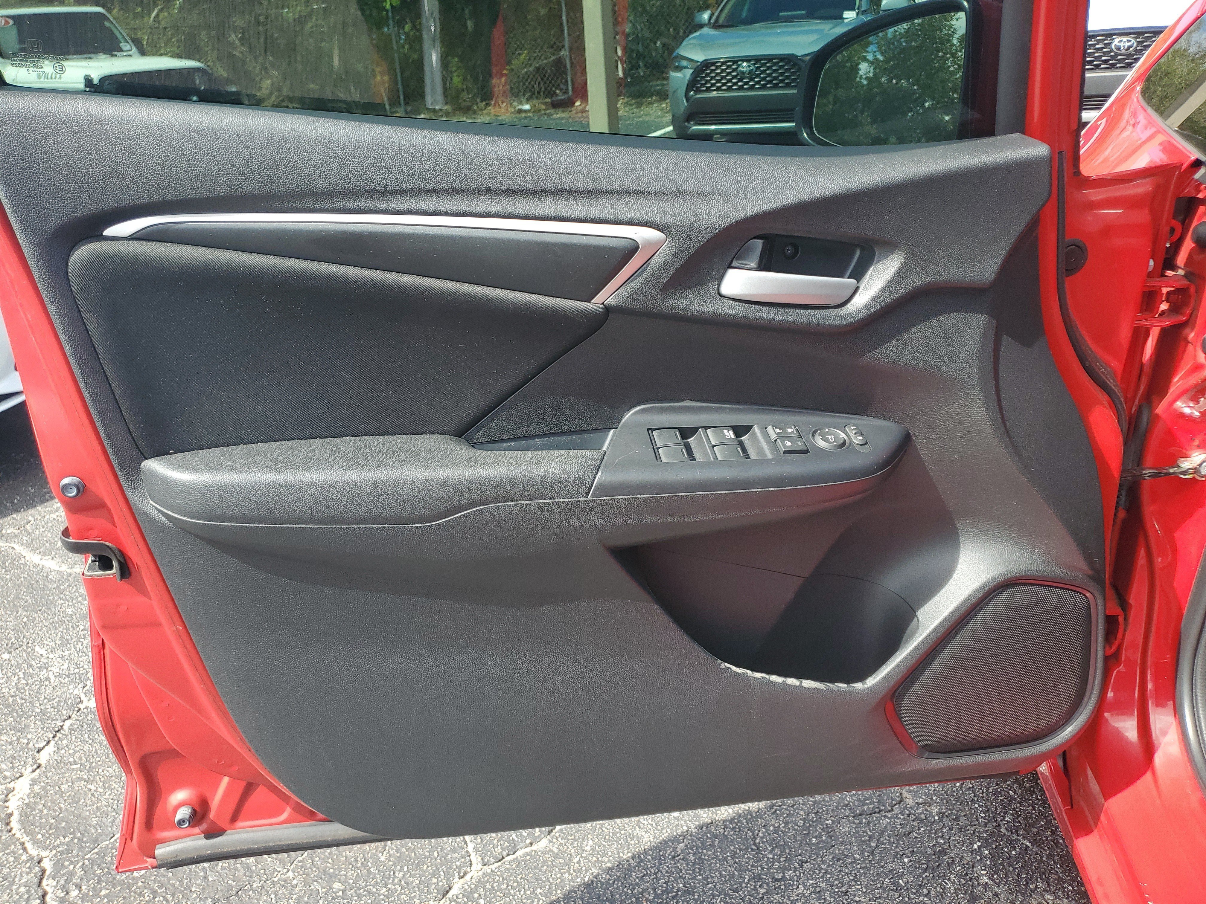 Used 2019 Honda Fit LX image 22