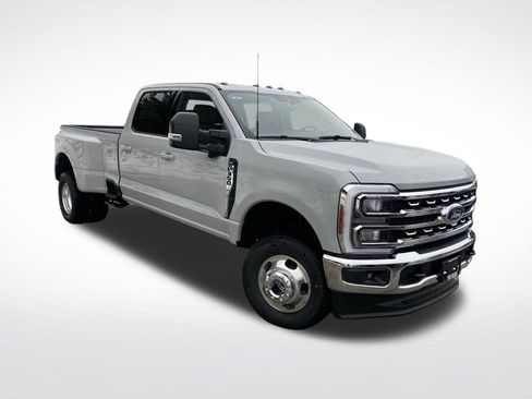 New 2026 Ford F350 XLT w/ XLT Premium Package image 53