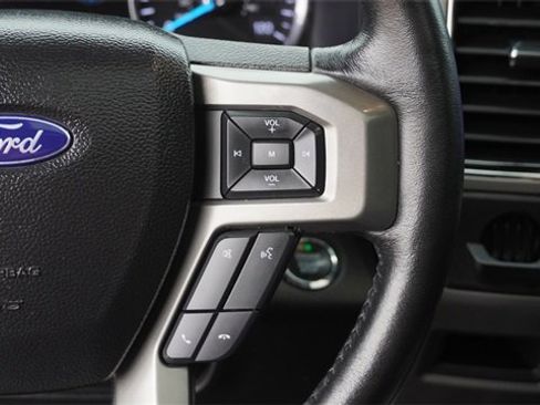 Used 2021 Ford Expedition Max XLT image 30