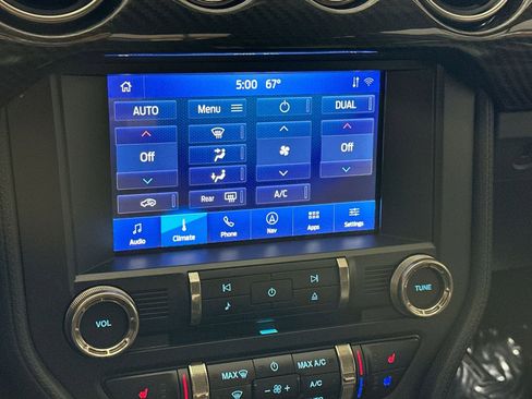 Used 2022 Ford Mustang Shelby GT500 w/ Technology Package image 27