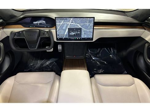 Used 2022 Tesla Model S Standard Range AWD/4WD image 24