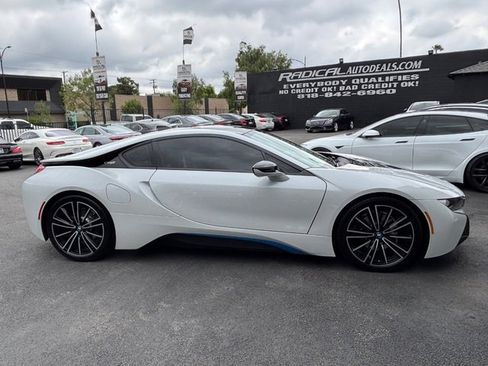 Used 2019 BMW i8 Coupe AWD/4WD image 27