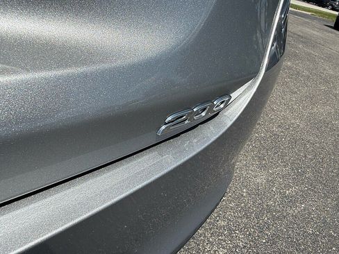 Used 2016 Chrysler 200 Limited FWD image 27