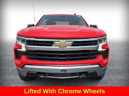 Used 2025 Chevrolet Silverado 1500 LT AWD/4WD image 2