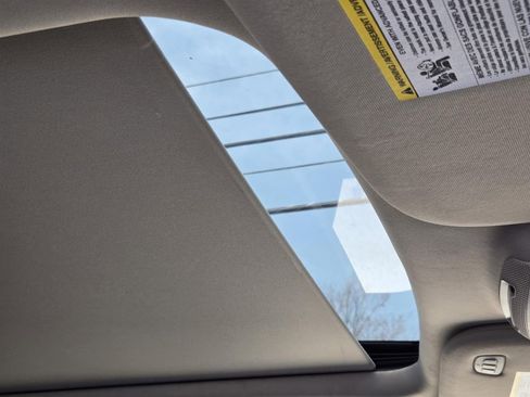 Used 2018 Ford Expedition Limited w/ Equipment Group 301A image 10