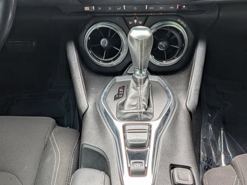 Used 2020 Chevrolet Camaro LT RWD image 18