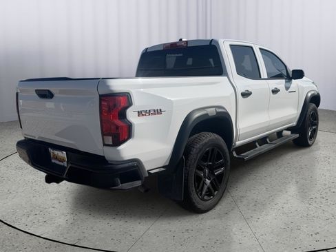 Used 2025 Chevrolet Colorado Trail Boss AWD/4WD image 6