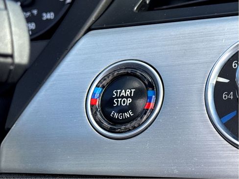 Used 2010 BMW Z4 sDrive35i image 18