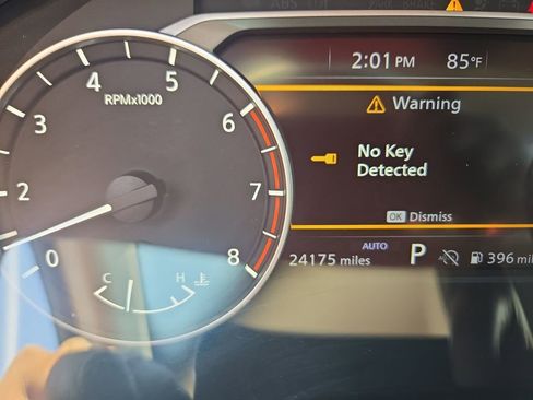 Used 2025 Nissan Rogue SV image 23