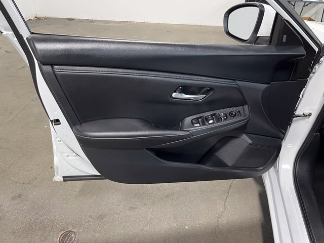 Used 2025 Nissan Sentra SV FWD image 25