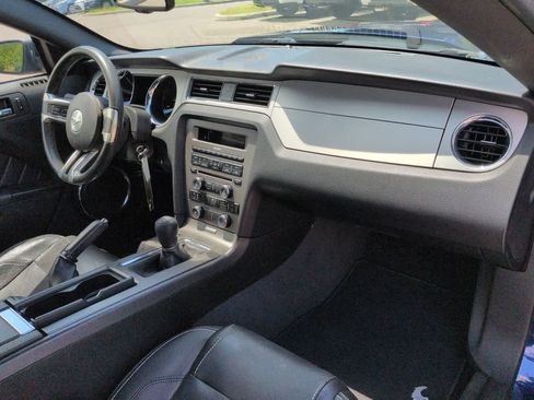 Used 2012 Ford Mustang Premium RWD image 15