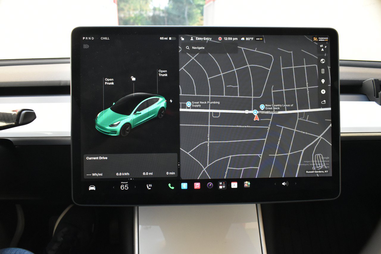 Used 2020 Tesla Model 3 Standard Range Plus RWD image 23