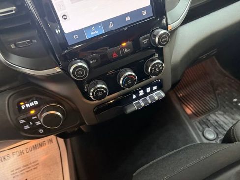 Used 2025 RAM 1500 Big Horn AWD/4WD image 24