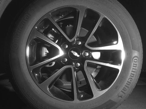 Used 2025 Chevrolet TrailBlazer LT AWD/4WD image 12