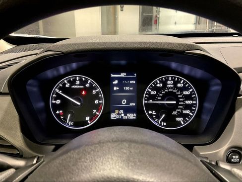 Used 2024 Subaru Crosstrek 2.0i Premium image 13